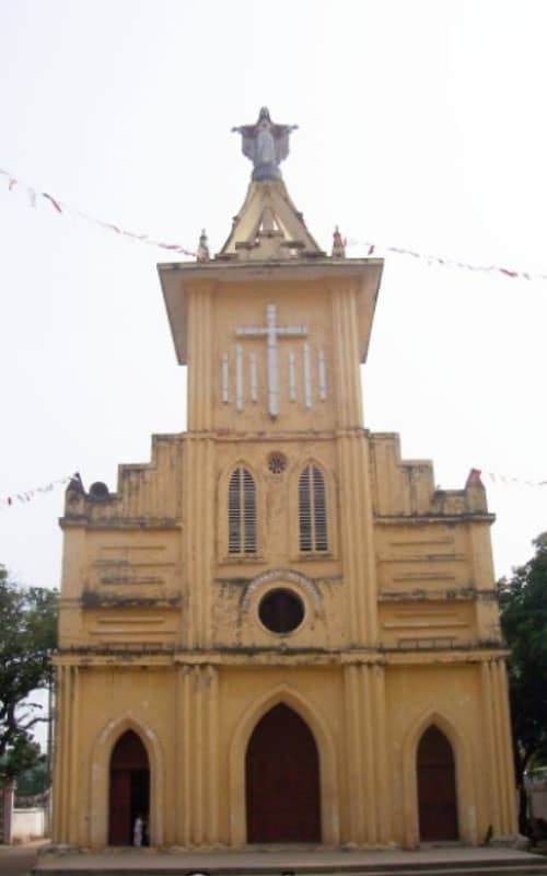 Nhà thờ Cổ Nhuế Hà Nội