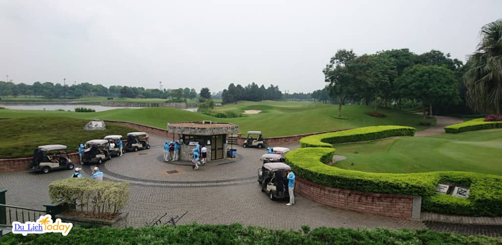 Sân Golf Vân Trì gần Hà Nội với thiết kế độc đáo ở các lỗ golf