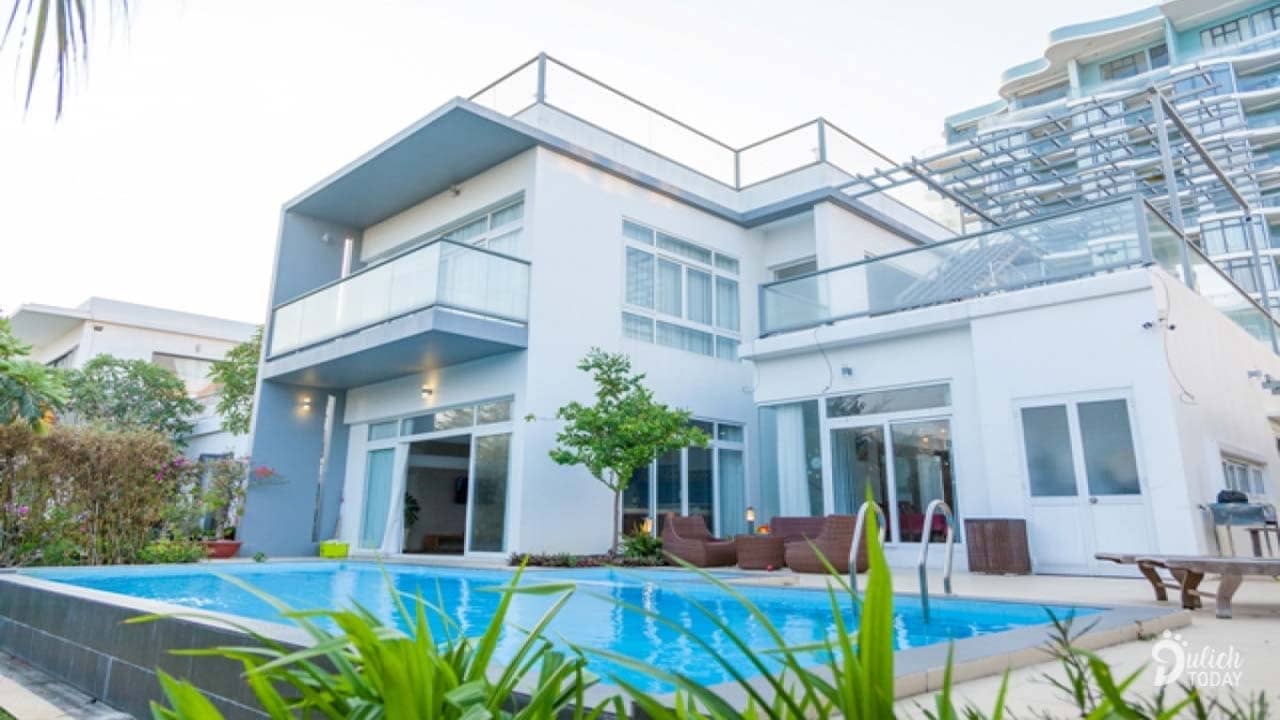 Biệt thự Vũng Tàu có hồ bơi Ruby Luxury Villa RL08 - R7 Blue Sapphire resort Villa