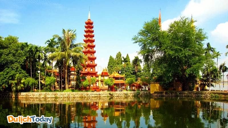Chùa Trần Quốc - Ngôi chùa cổ nhất Hà Nội và được tôn vinh là một trong những ngôi chùa đẹp nhất thế giới