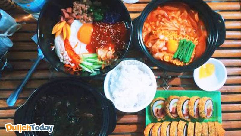 U's kimbap chuyên các món ăn về đồ Hàn