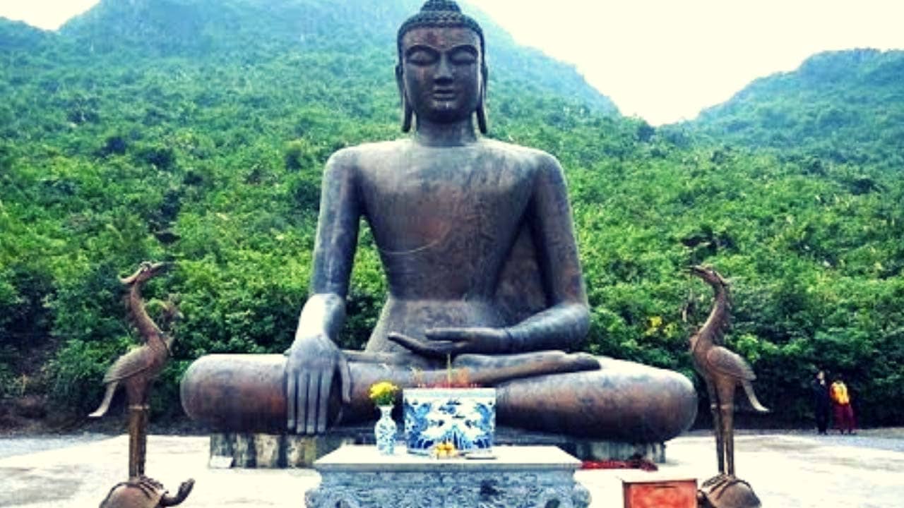 Pho tượng Phật bằng đồng lớn nhất Đông Nam Á tại chùa Tam Chúc