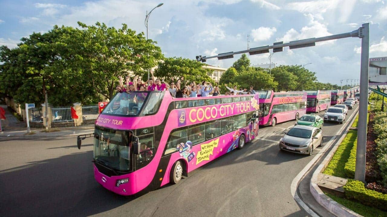 Trải nghiệm xe bus 2 tầng Coco Bus Tour được rất nhiều du khách ưa thích. Nguồn:Internet