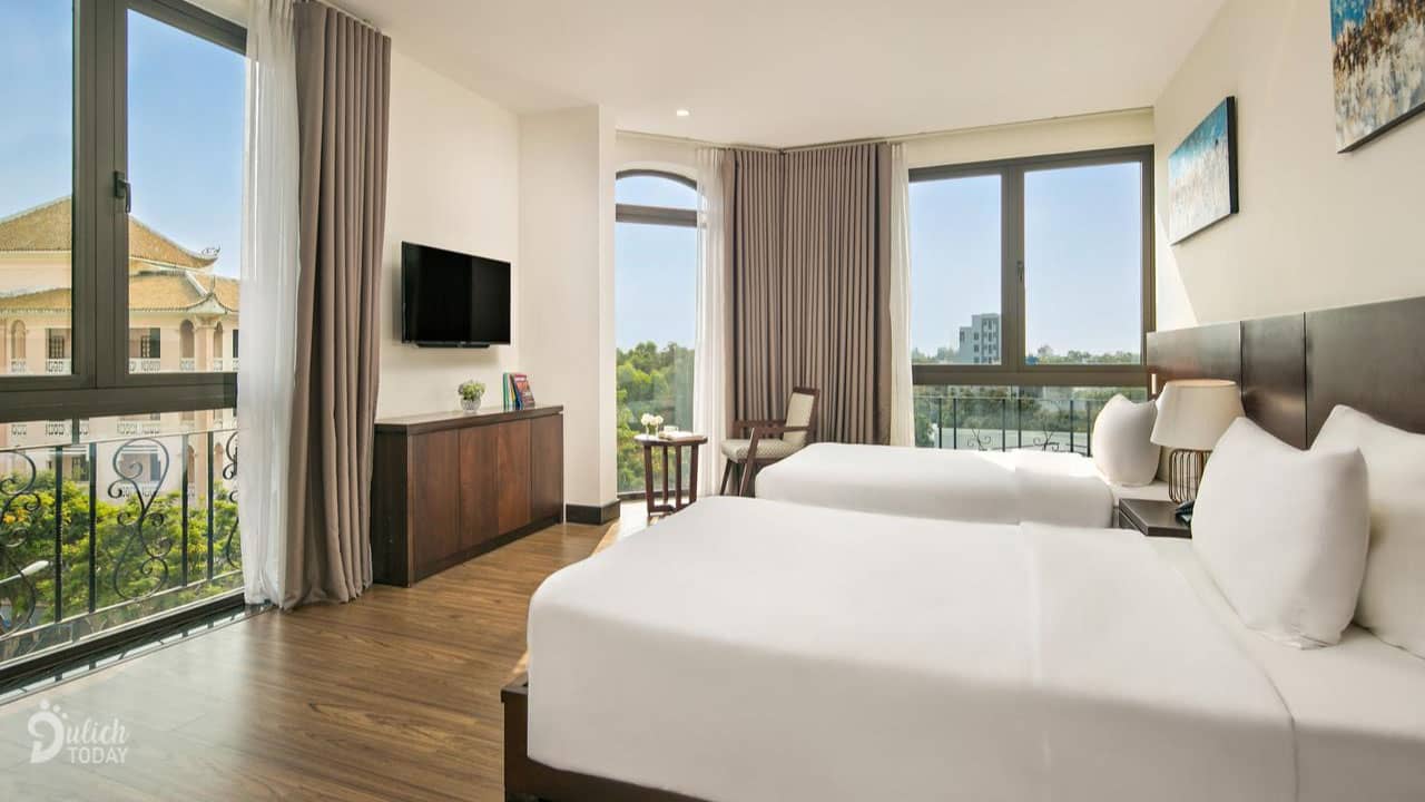 Khách sạn gần biển Đà Nẵng Haka Boutique Hotel có phòng ngủ sang chảnh