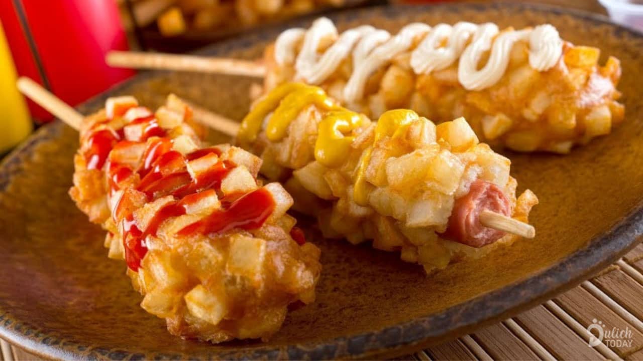 Sự kết hợp hoàn hảo giữa hotdogs và khoai tây chiên - Korean Kogo