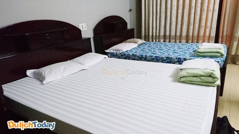 Nhà nghỉ Thu Hương Nha Trang có giá sinh viên, phòng ngủ đơn giản nhưng sạch sẽ, ấm cúng