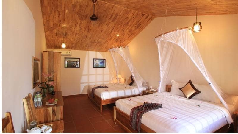 Phòng ngủ tại Lacasa Đà Lạt 2 mang phong cách đơn giản, ấm cúng