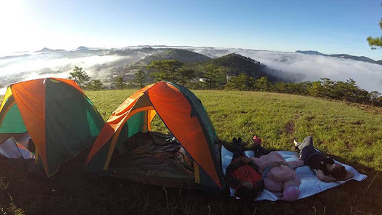Cắm trại qua đêm trên đỉnh Langbiang