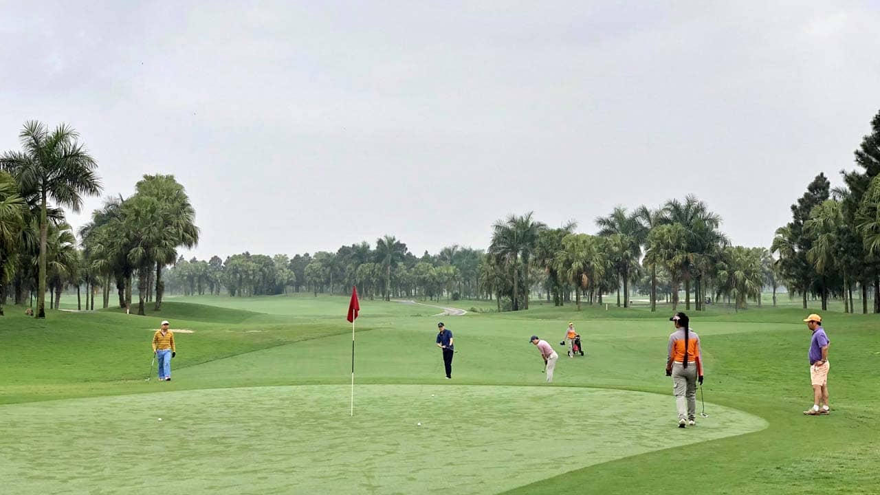Sân Golf Đầm Vạc gần Hà Nội nơi quy tụ nhiều golf thủ về thi đấu
