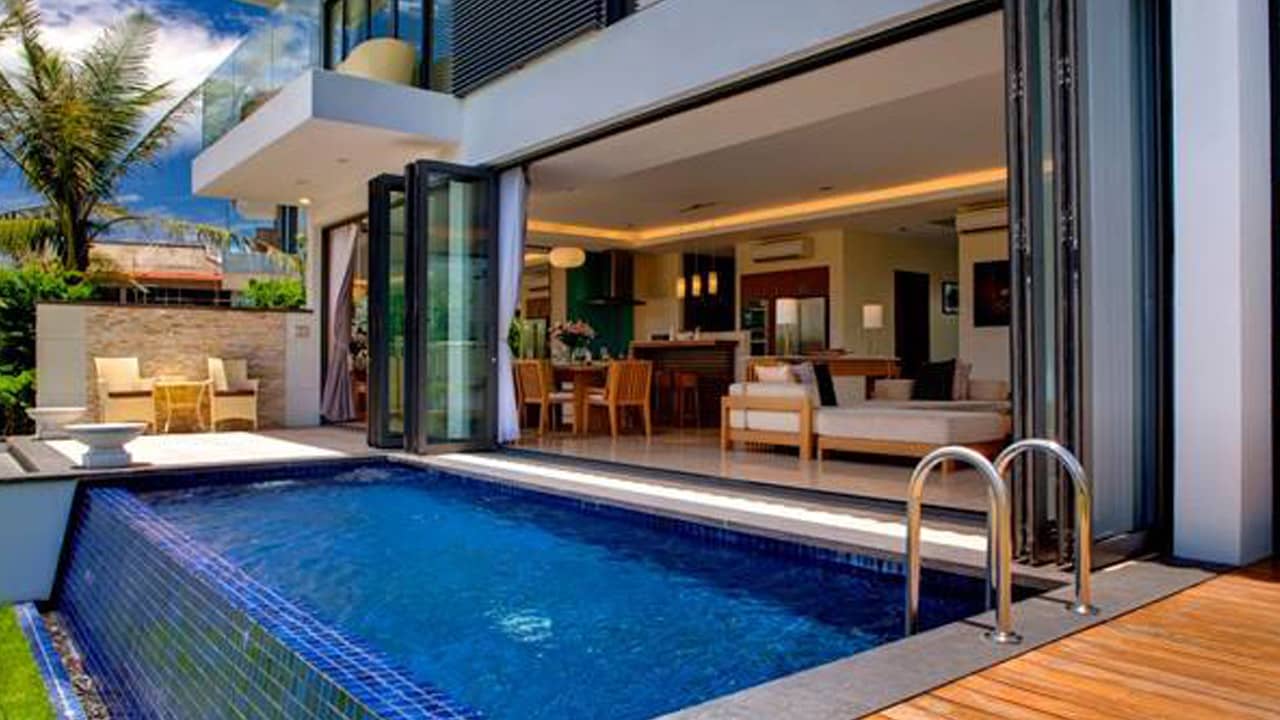 Mỗi villa tại The Ocean có một bể bơi ngoài trời riêng biệt
