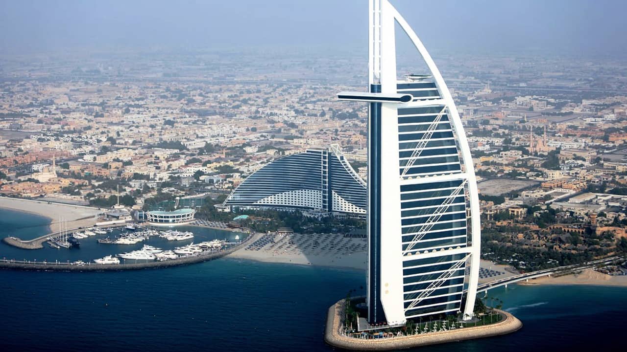 Tháng 3 nên đi du lịch nước nào? Du ngoạn Dubai để ghé thăm nền văn hóa của tiểu vương quốc Ả Rập. Nguồn: Internet