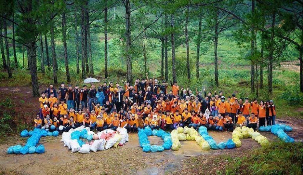 Đà Lạt vẫn còn rác, nhưng chính điều này đã cho thấy ý thức giữ gìn môi trường sống của bạn trẻ Việt