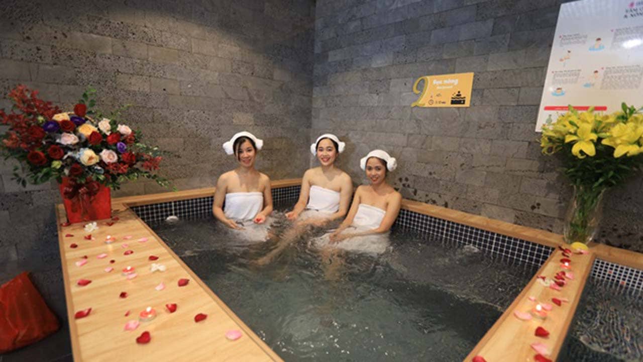 Trải nghiệm 6 bước tắm Onsen và liệu trình xông sục Sakura tại Shio Spa. Nguồn: Internet