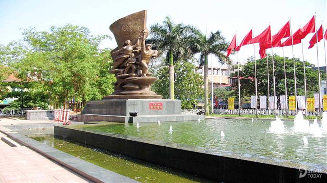 Một góc khuôn viên tại cung Văn hóa Hữu nghị Việt Xô