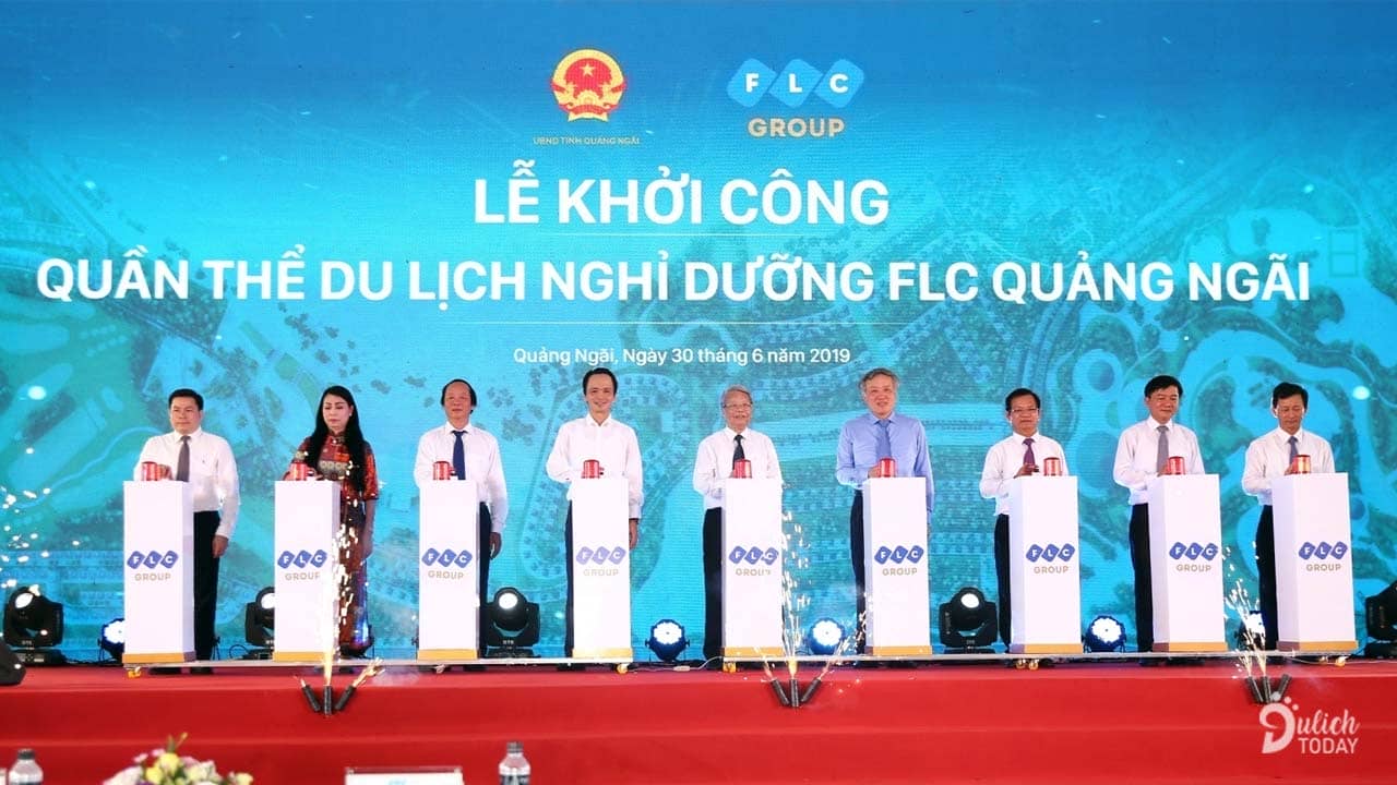 Các lãnh đạo cấp cao T.W và lãnh đạo tỉnh Quảng Ngãi nhấn nút khởi công Quần thể du lịch nghỉ dưỡng FLC Quảng Ngãi