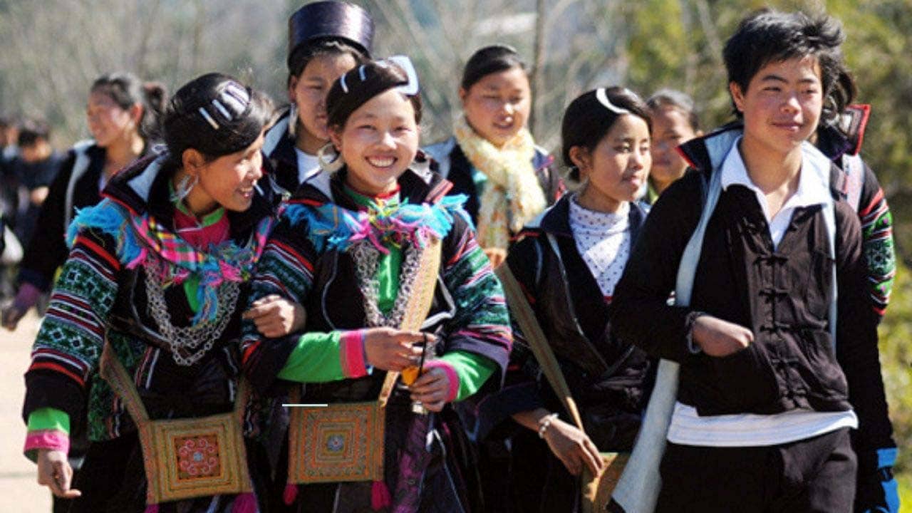  Khám phá đặc trưng văn hóa người Mông Đen với 4 ngày 3 đêm ở Sapa