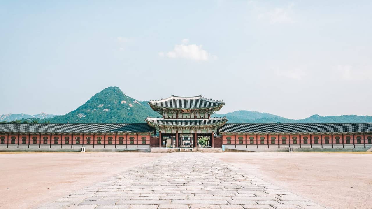Cung điện - cảnh đẹp Hàn Quốc có kiến trúc tinh tế 