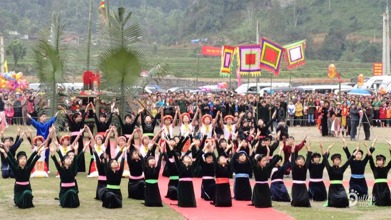 Lễ hội Lồng Tông của đồng bào dân tộc Tày ở Tuyên Quang