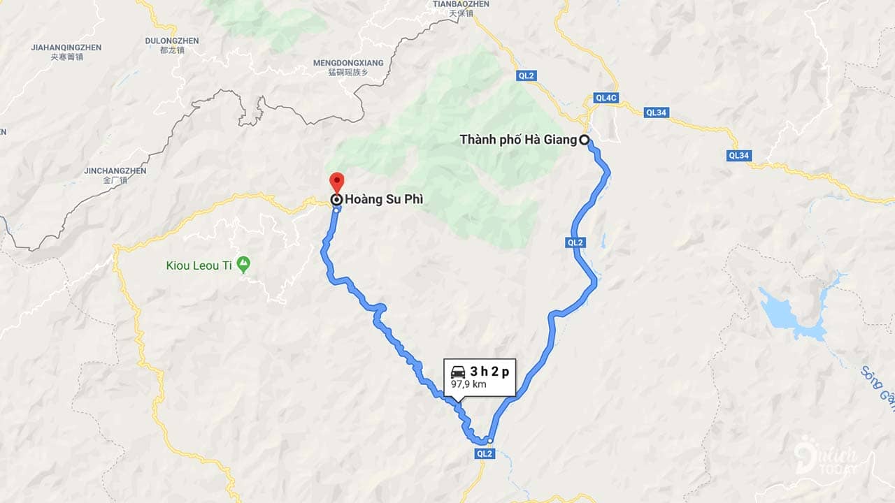 Huyện Hoàng Su Phì cách thành phố Hà Giang khoảng 3 tiếng di chuyển ô tô