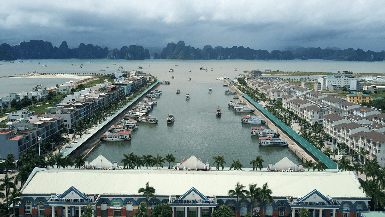 Cảng Tuần Châu - điểm du lịch ở Hạ Long hoành tráng, hiện đại