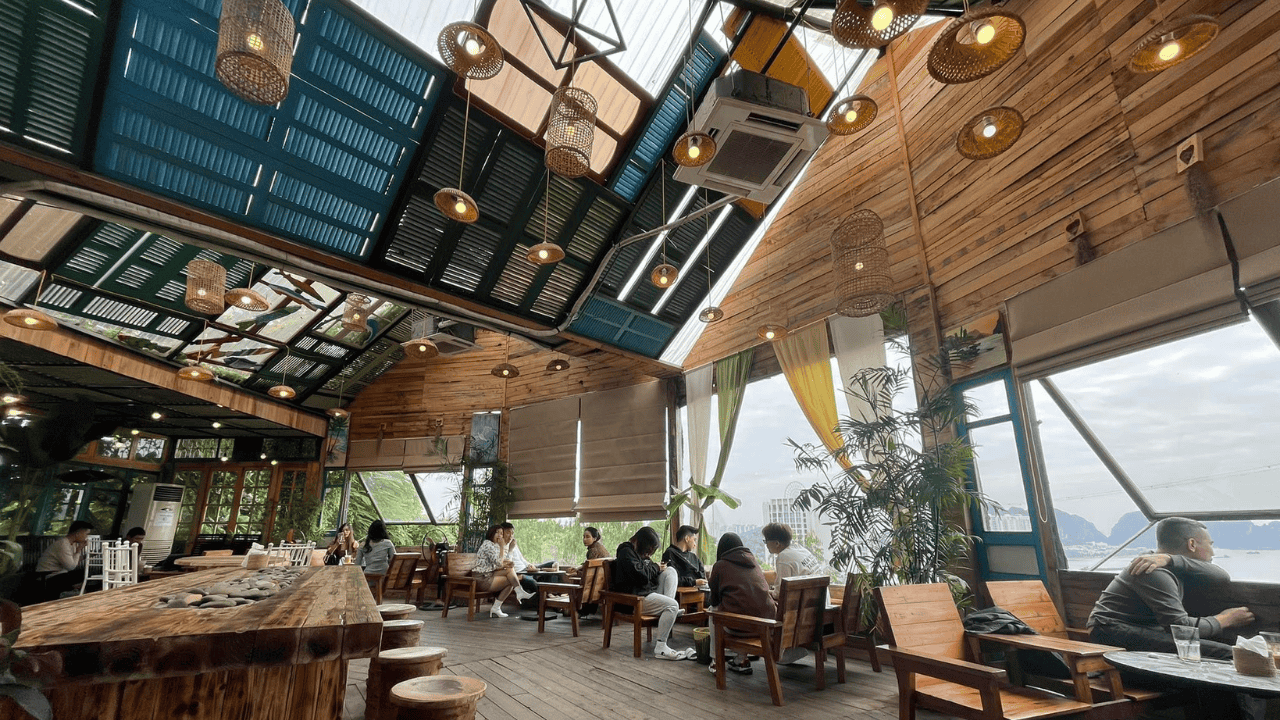 Zone C Coffee - Quán cafe view biển có thiết kế độc lạ