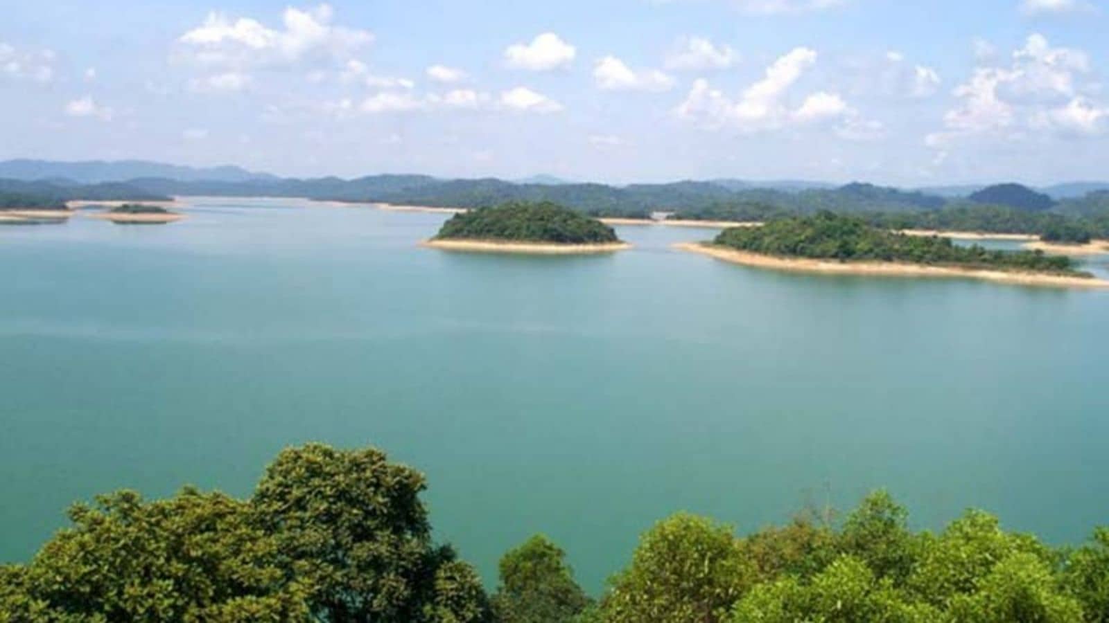 Hồ Cấm Sơn Bắc Giang – Địa điểm Du Lịch Thơ Mộng Bắc Giang 