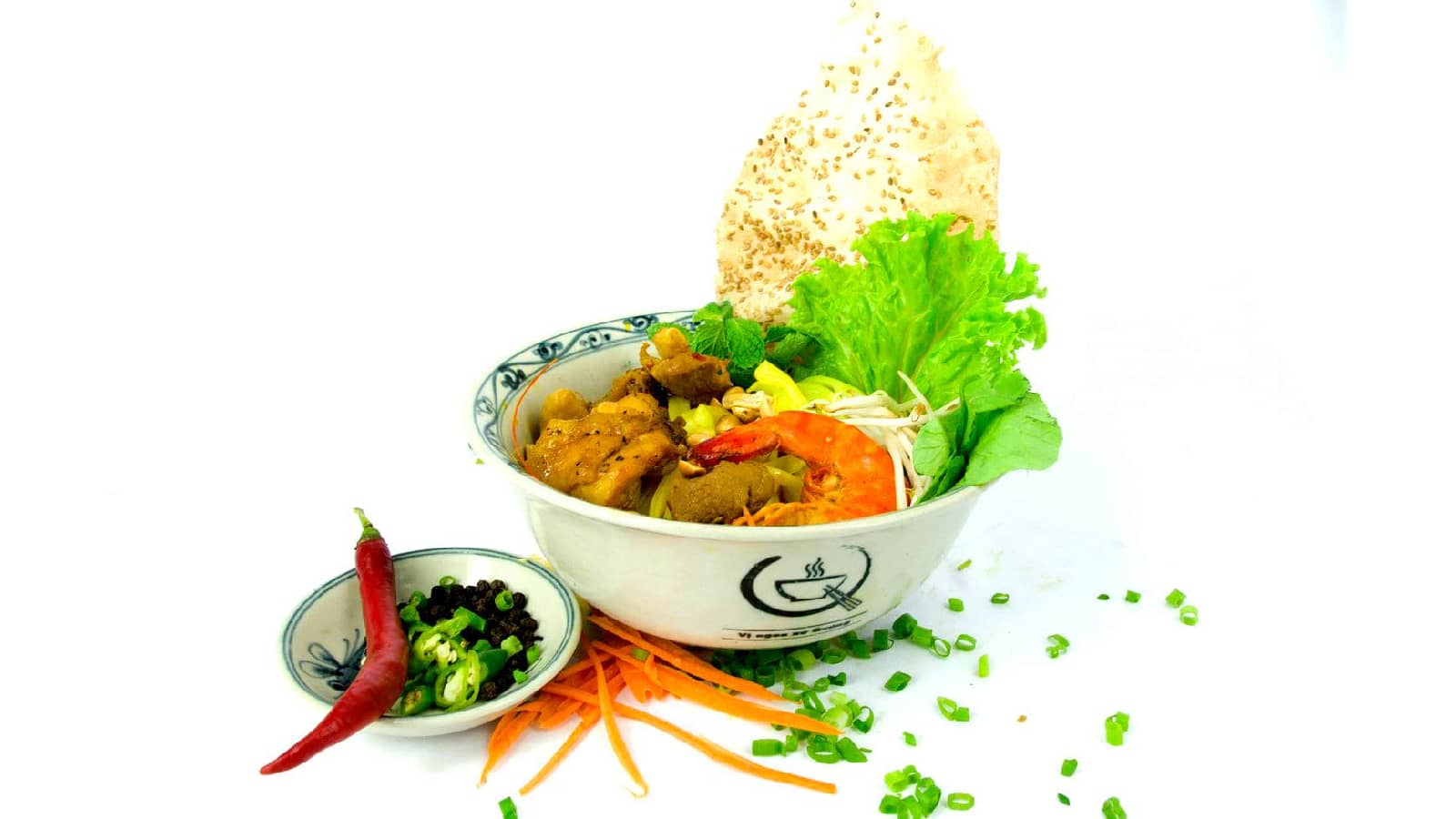 Mì Quảng là món ăn phải thử khi đến Đà Nẵng