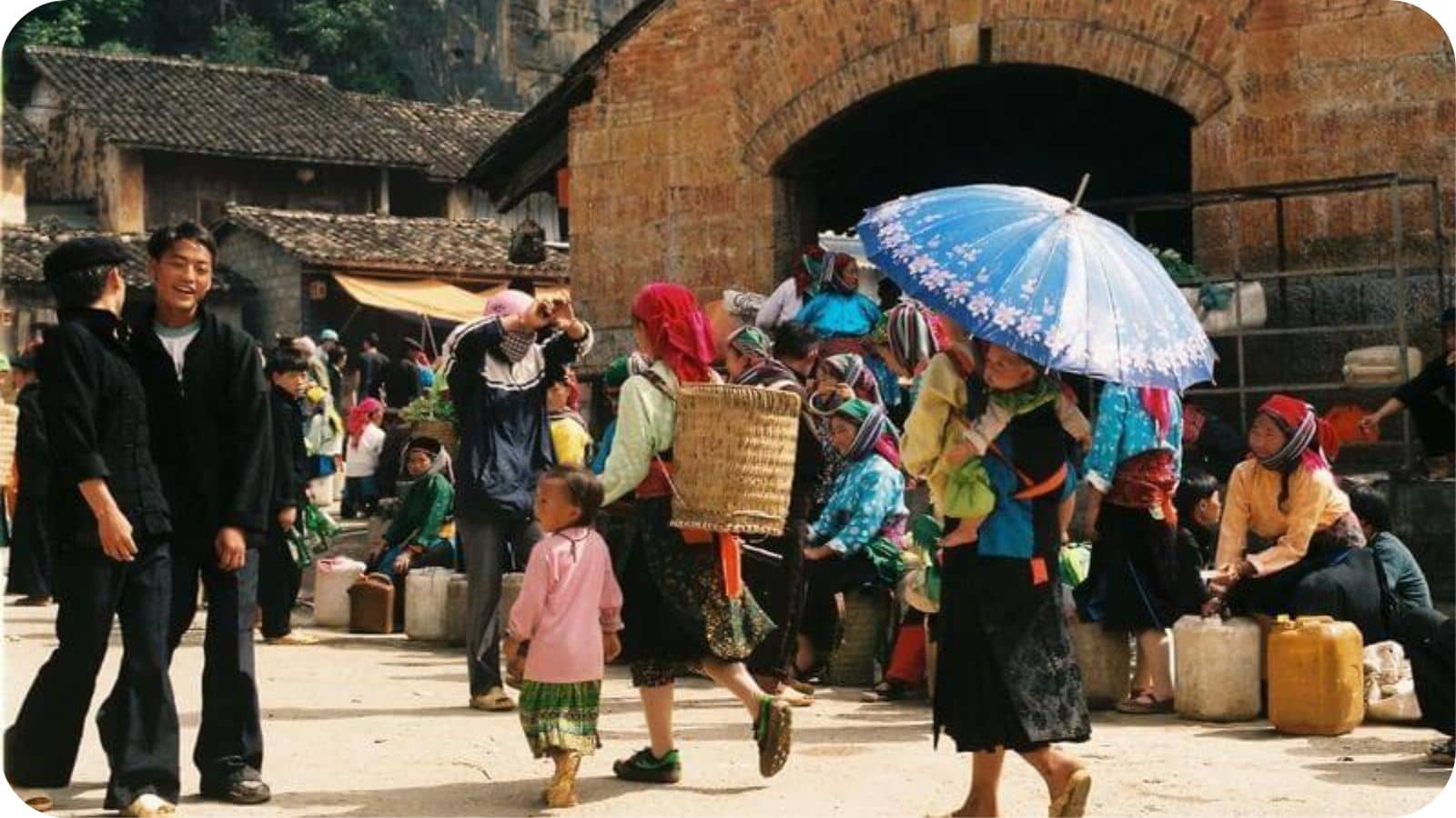 Chợ phiên Đồng Văn - nét đẹp văn hóa các dân tộc