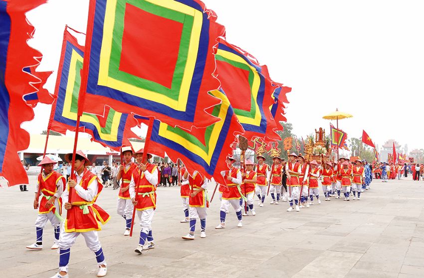 Cẩm nang tham quan Đền Hùng - Phú Thọ từ A đến Z năm 2024 dành cho du khách 3 den hung 5