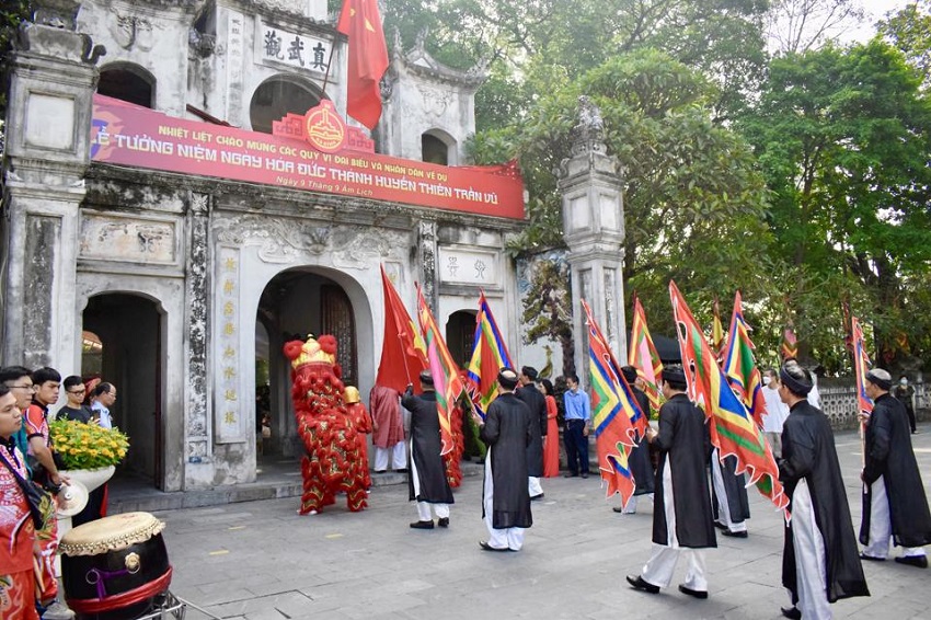 den quan thanh 1
