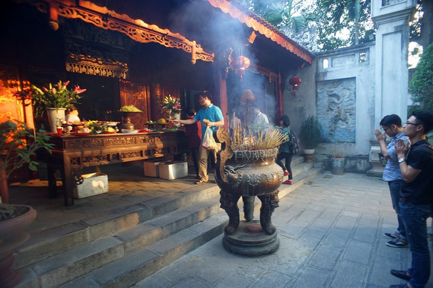 den quan thanh 6