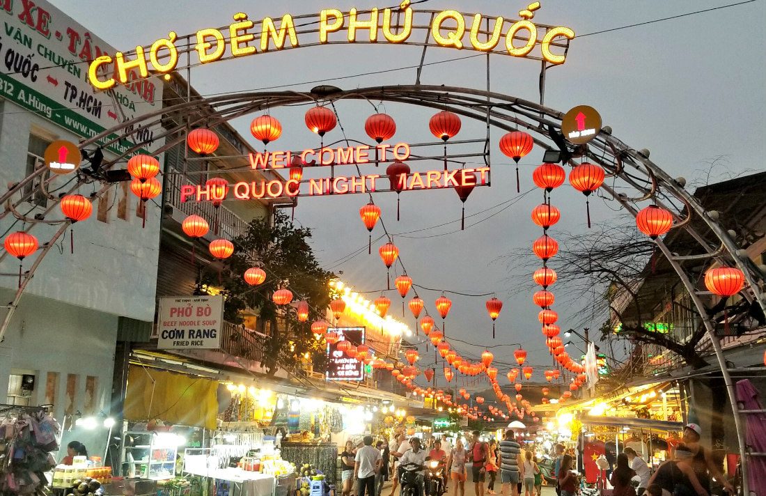 duong dong phu quoc night market orig e1681203041988