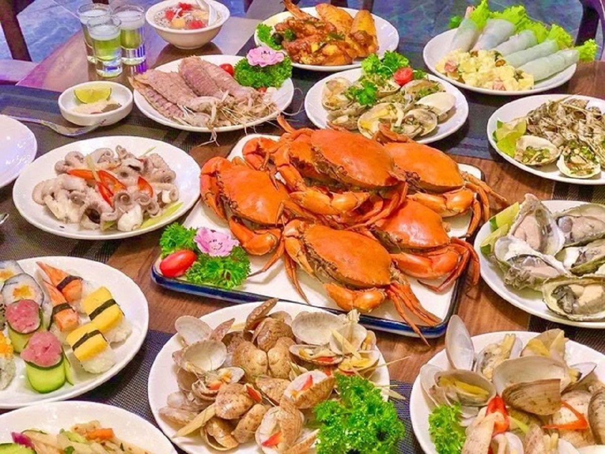 Thưởng thức các món ăn hải sản chính gốc Quảng Ninh tại nhà hàng hải sản Hạ Long