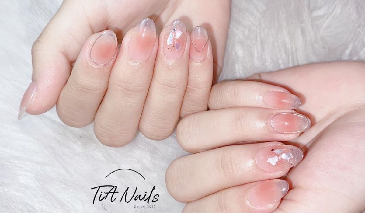 TiA Nails Hue với phong cách nhẹ nhàng, dễ thương