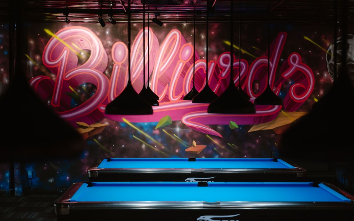 Thiết kế siêu xinh tại Right Now Billiards Club