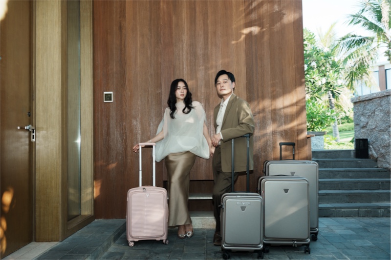 Vali size 24 đựng được bao nhiêu kg, phù hợp chuyến đi mấy người? 3 Ảnh: Với hai người, vali size 24 phù hợp cho kỳ nghỉ cuối tuần kéo dài hoặc chuyến đi 3-5 ngày trong thời tiết ấm.